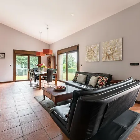 Semesterbostad Casa A Pedrina Amés